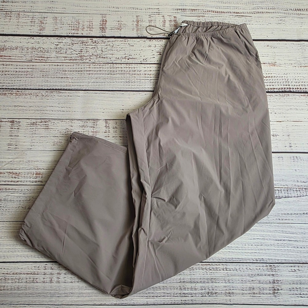 Athleta Midday Low Rise Poplin Pants Beige Tan Wide Leg Drawstring Womens Medium
